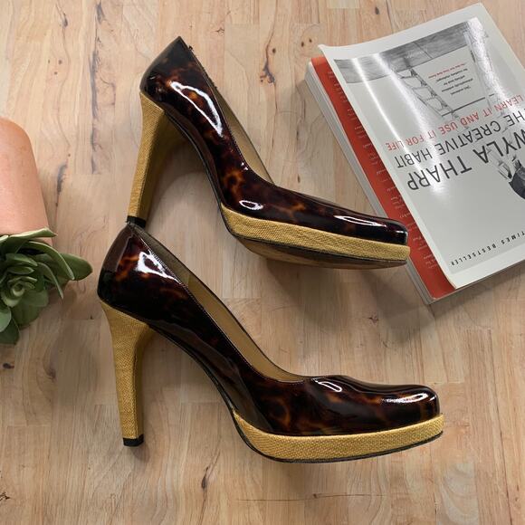 Stuart Weitzman Brown Chunky Heels - Picture 6 of 9